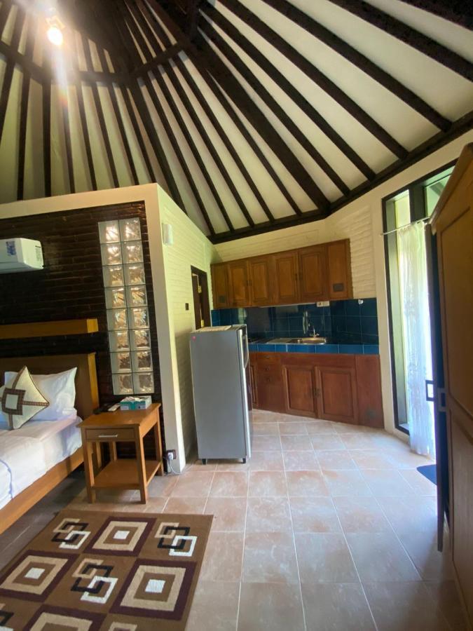 Jepara Marina Beach Bungalows Exterior foto